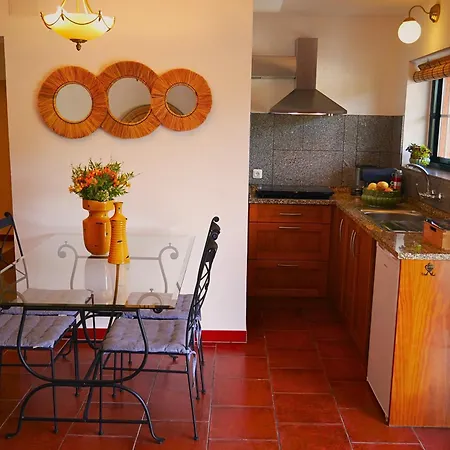 Encontro No Rio Bed & Breakfast *